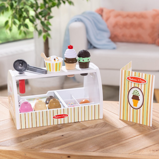 Tuotekuva 4 - Leikkisetti Jäätelökioski Puinen Melissa & Doug