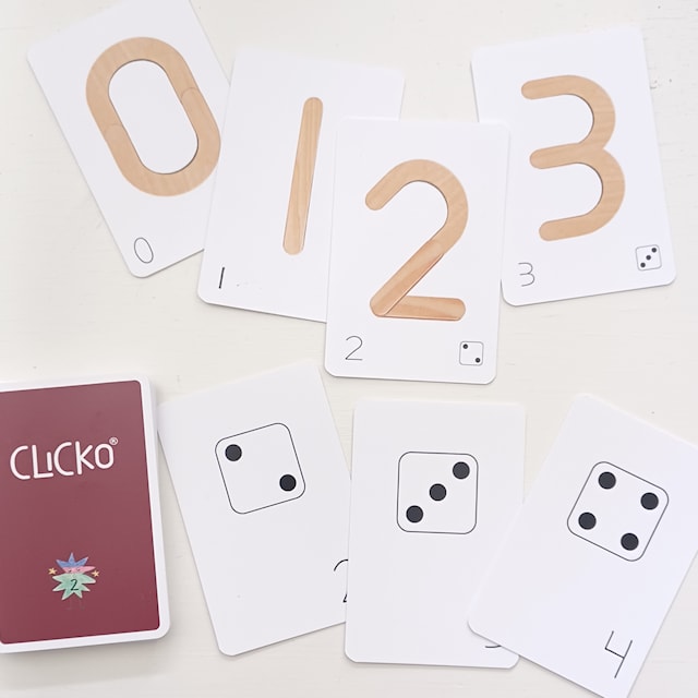 Tuotekuva 1 - Kortit numeroilla oppiaksesi laskemaan Clicko