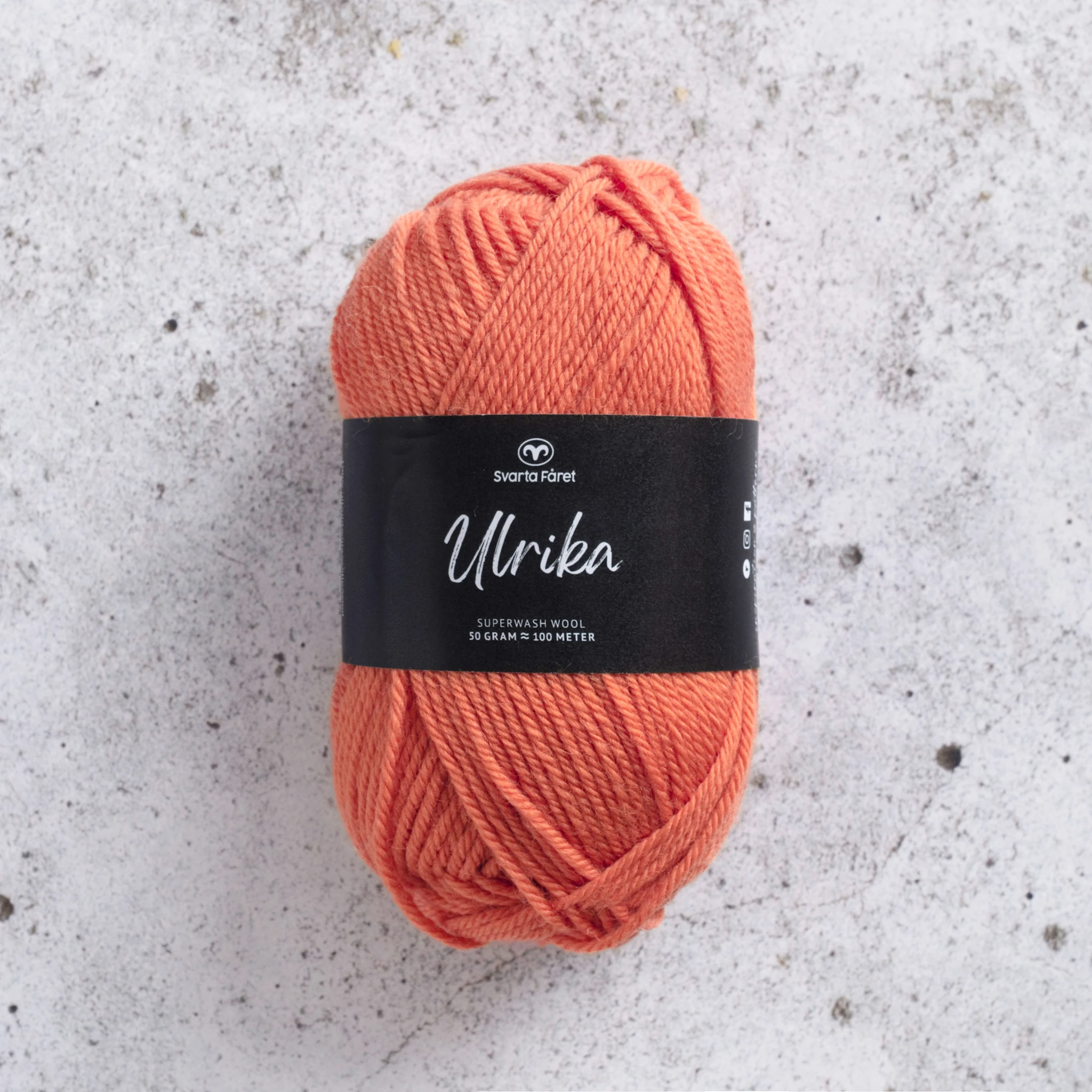 Produktbild för Ulrika Ullgarn 50 g Clementine Glow (11) Svarta Fåret