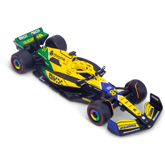 Formula 1 -auto 1:43 McLaren MCL38 2024 Piastri Senna -värityksellä