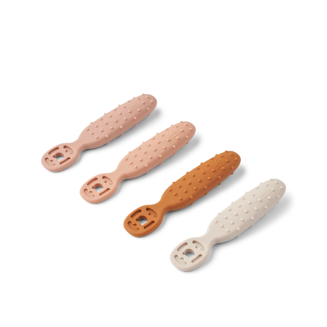 Caelia Vauvan Oppilusikka 4-pack Vaalea Toscana Liewood