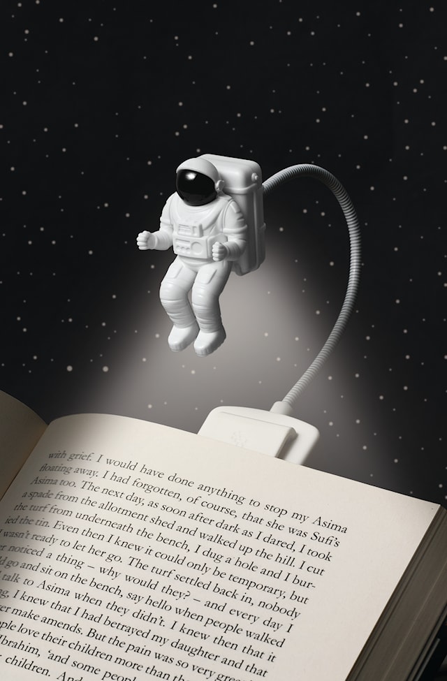 Produktbilde 4 for Leselampe Astronaut Catwalk