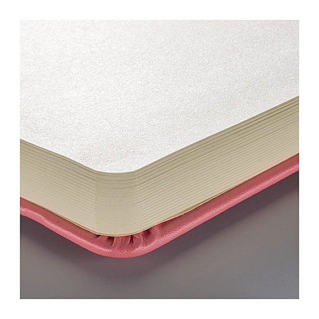Produktbild 3 för Skissbok Coral Red 12x12 cm 140g 80 creme vita sidor Talens Art Creation