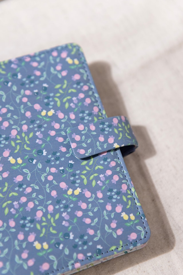 Produktbild 3 för Systemkalender A5 Meadow Blå Filofax
