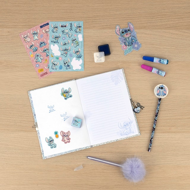 Tuotekuva 3 - Kimaltava Päiväkirjasetti Disney Stitch