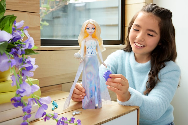 Produktbilde 5 for Disney Frozen Fashion Reveal Elsa
