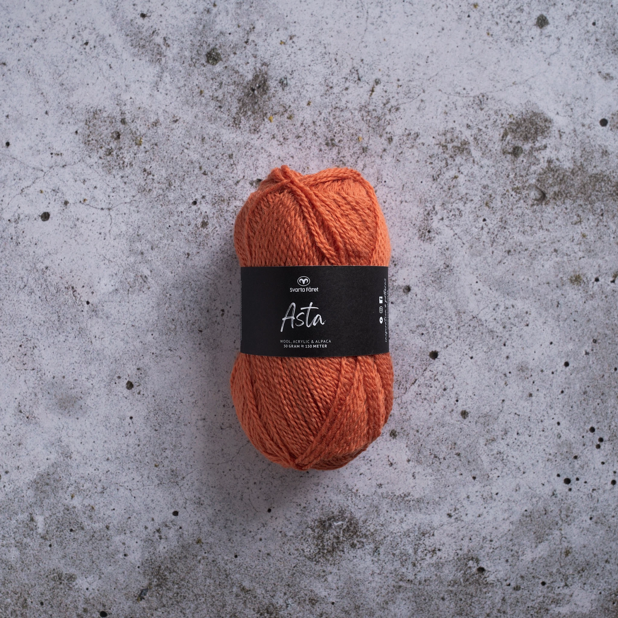 Produktbild för Asta Garn Ullmix 50 g Orange Svarta Fåret