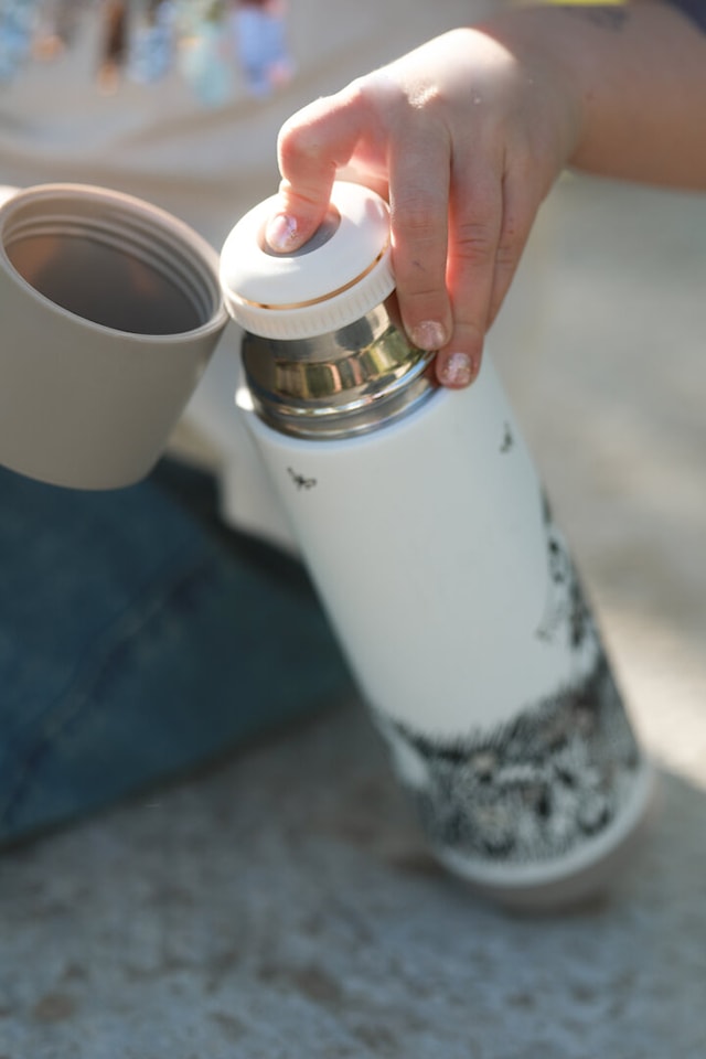 Tuotekuva 2 - Muumi Graafinen Termospullo 500 ml Rätt Start