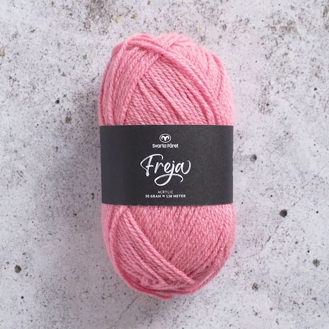 Freja Garn Akryl 50 g cerise 43 Svarta Fåret