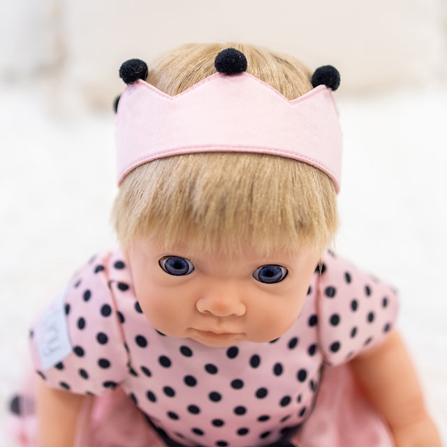 Tuotekuva 2 - Nukkevaatteet Mekko Pom Pom Tiny Treasures