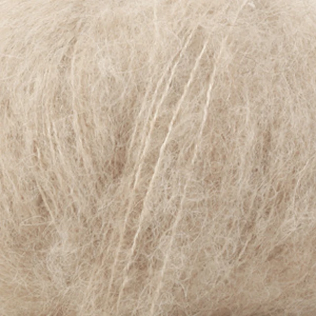 Brushed Alpaca Silk Uni Colour Garn 25 g ljus beige 04 Drops
