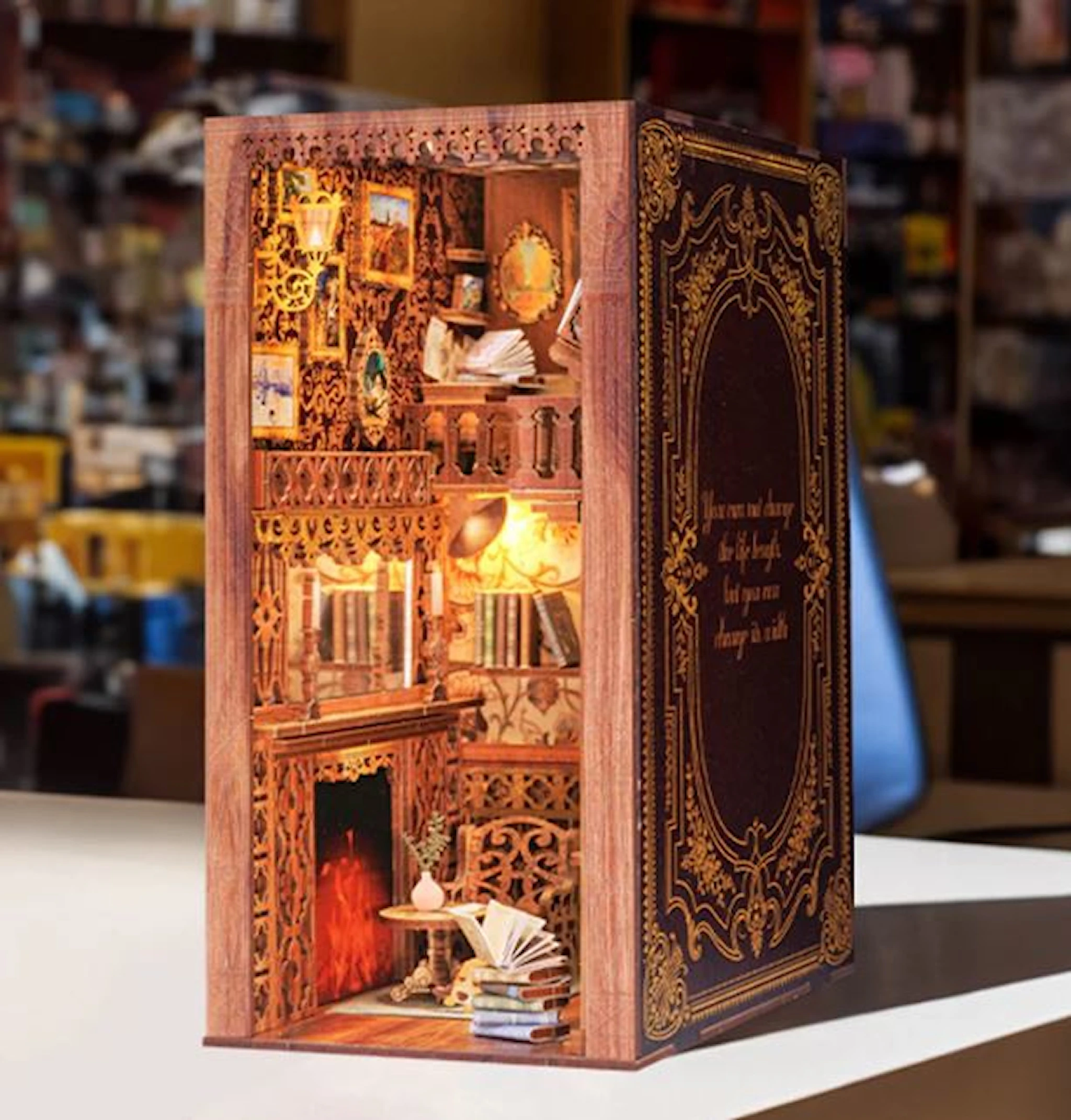 Tuotekuva ille Book Nook: Eternal Bookstore