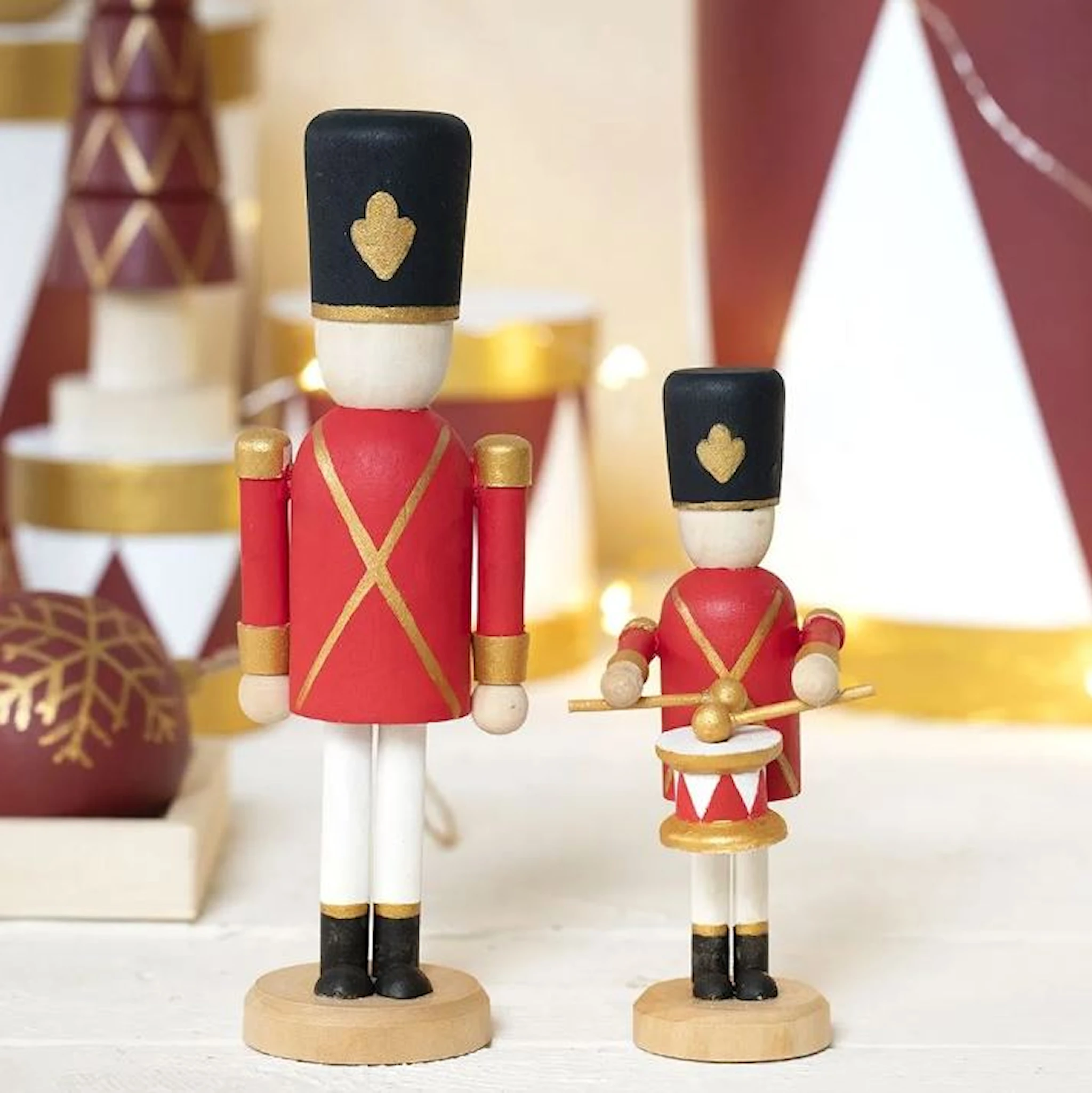 Produktbild för Träfigur Nötknäppare omålad 13 cm 1-pack
