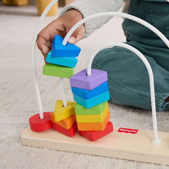 Tuotekuva 2 - Fisher-Price puinen pallorata sateenkaari