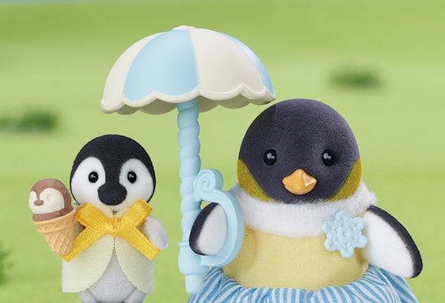 Tuotekuva 2 - Penguin Family Sylvanian Families