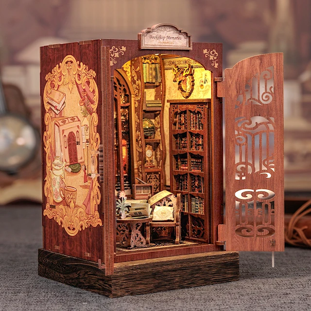 Miniature Book Nook: Bookshop Memories