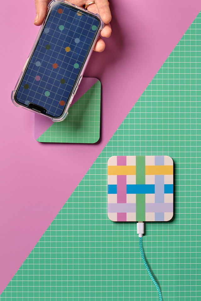 Produktbilde 3 for Trådløs lader "Colorblock" Kikkerland