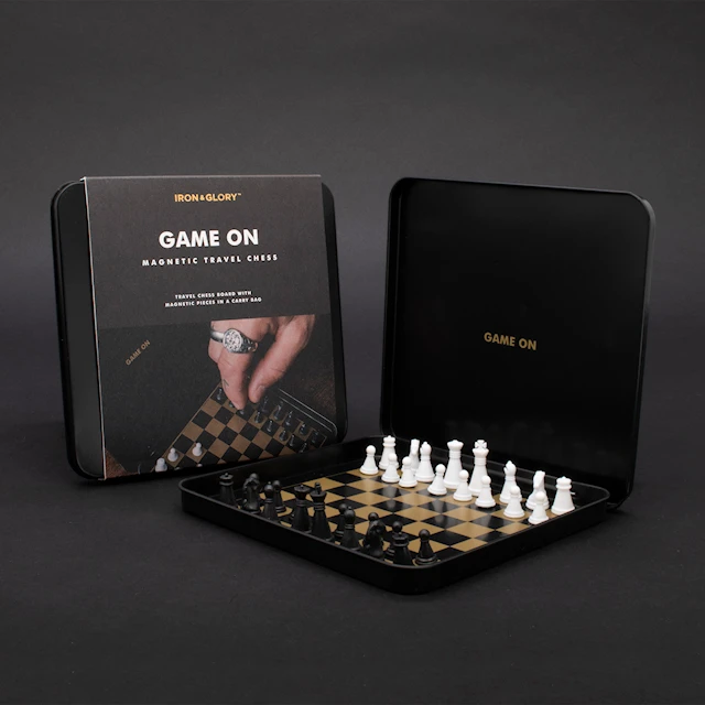 Schack Game On Iron & Glory