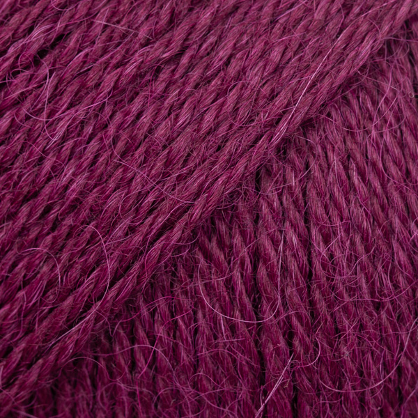 Alpaca Uni Colour 50 g Ruby Wine (9045) Drops