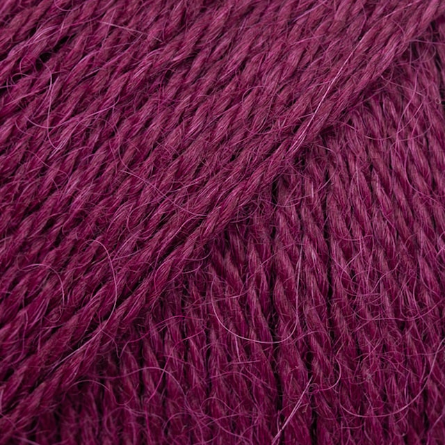 Alpaca Uni Colour 50 g Ruby Wine (9045) Drops