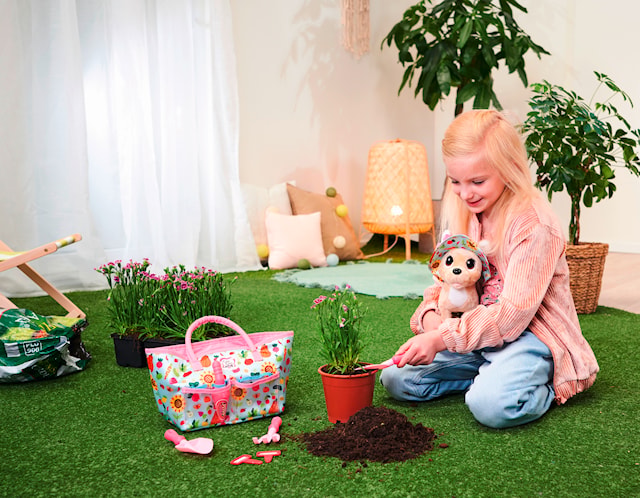 Produktbild 5 för Gosedjur med Trädgårdsredskap ChiChi LOVE