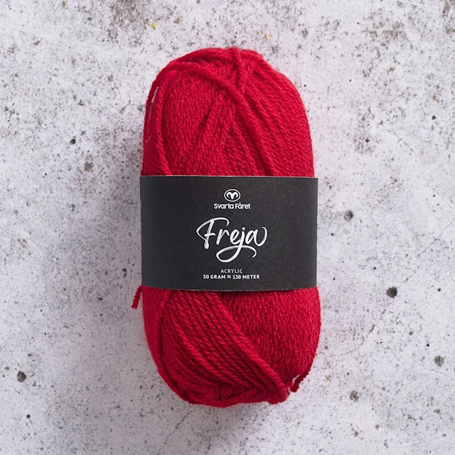 Freja Garn Akryl 50 g Santa röd 45 Svarta Fåret