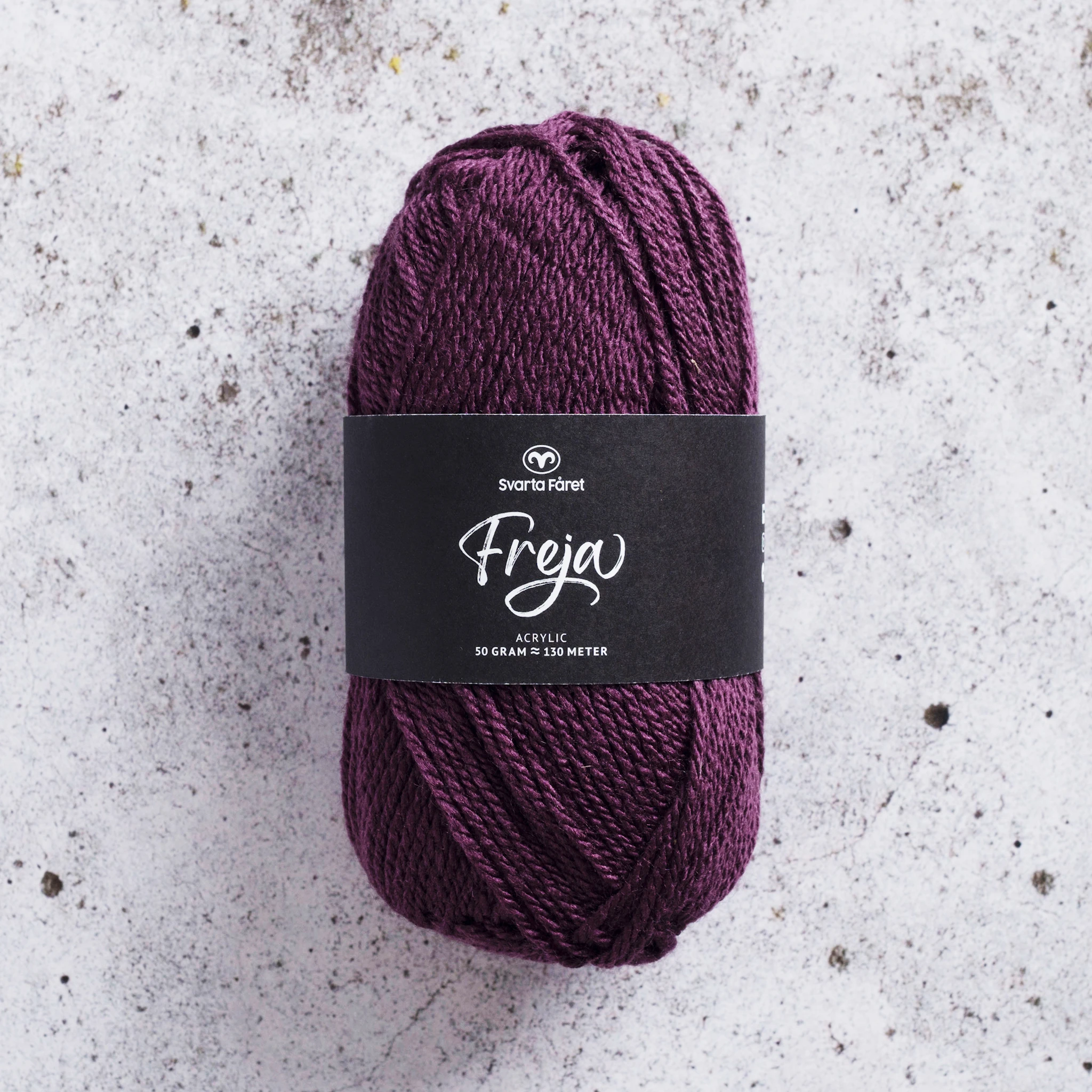 Tuotekuva ille Freja Garn Akryl 50 g plommon 263 Svarta Fåret