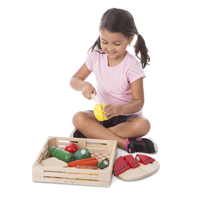 Tuotekuva 3 - Hedelmien ja vihannesten kaiverrus puinen Melissa & Doug