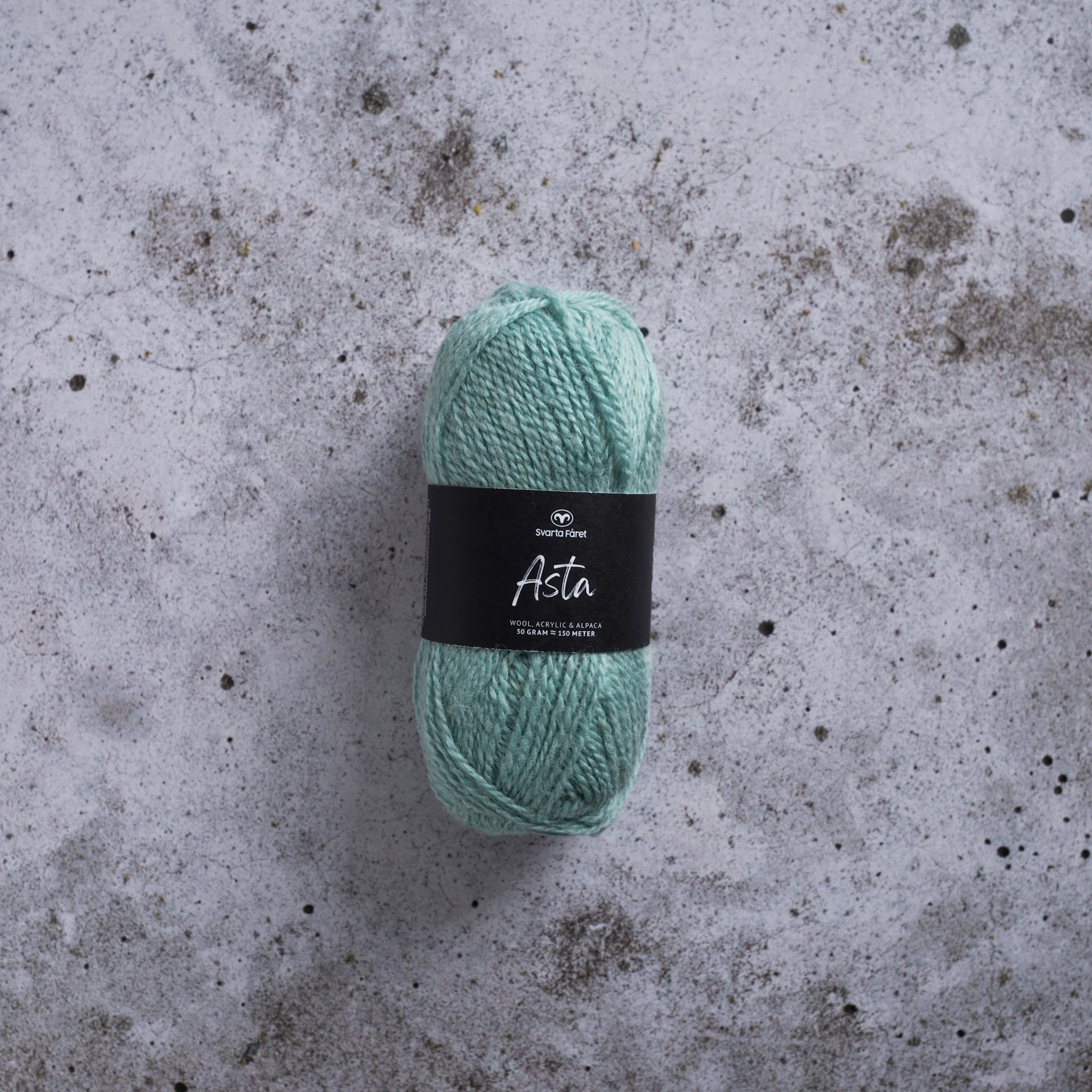 Produktbild för Asta Garn Ullmix 50 g Mintgrön Svarta Fåret