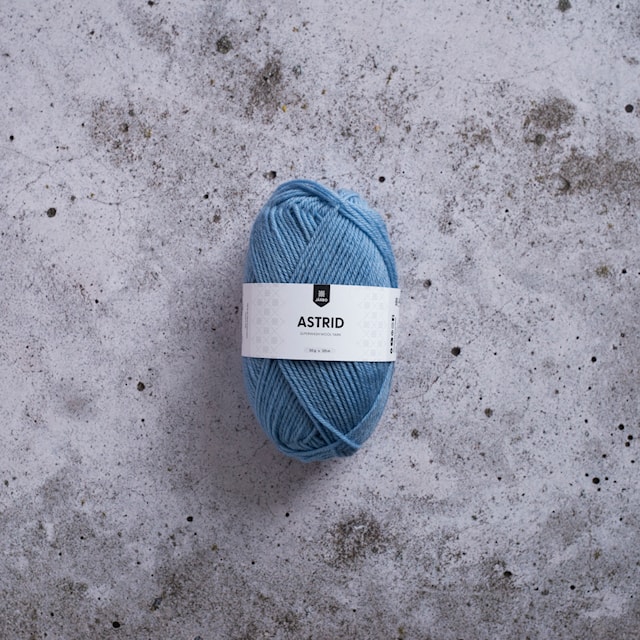 Astrid Ullgarn 50 g Smoke blue Järbo