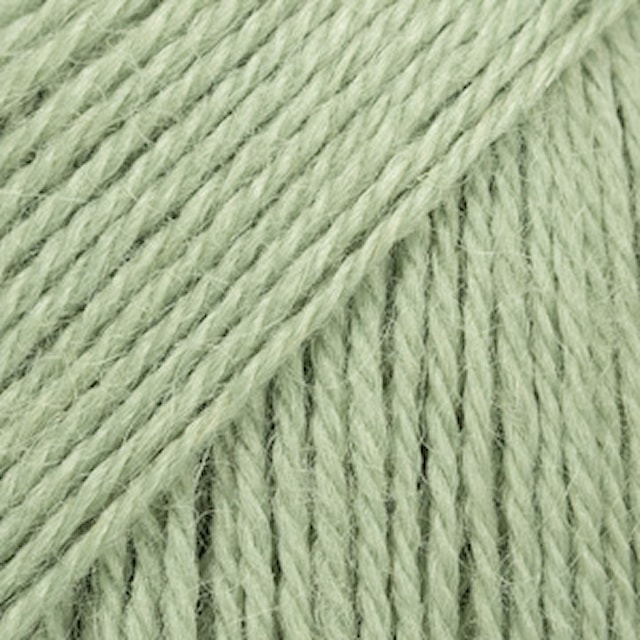 Alpaca Uni Colour Lanka 50 g Sage Green 9038 Drops