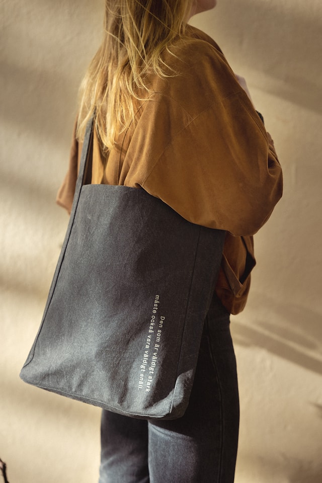 Produktbild 1 för Astrid Lindgren Tote bag - Black