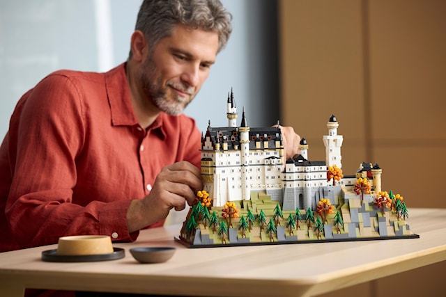 Produktbilde 3 for Neuschwanstein slott LEGO® Architecture (21063)