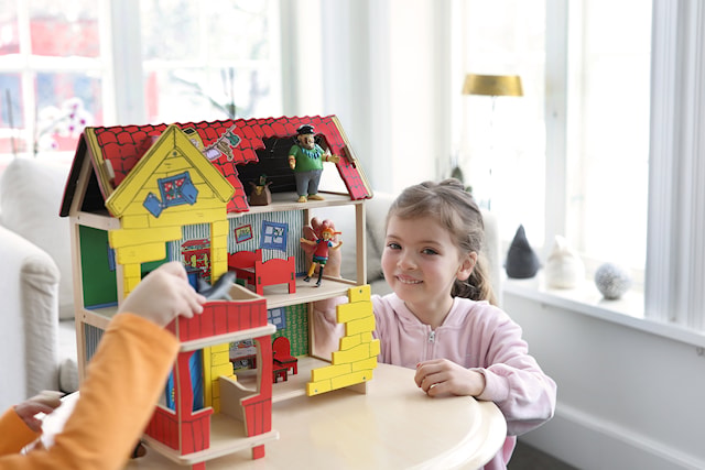 Tuotekuva 3 - Pippi Huonekalusetti 1 Pöytä + Tuolit Micki