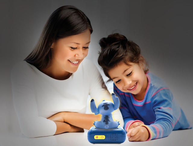 Produktbild 5 för Disney Stitch Väckarklocka med Nattljus och Ljud