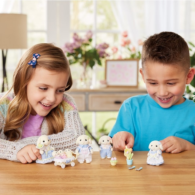 Tuotekuva 3 - Flora-kanin puutarhasetti Sylvanian Families