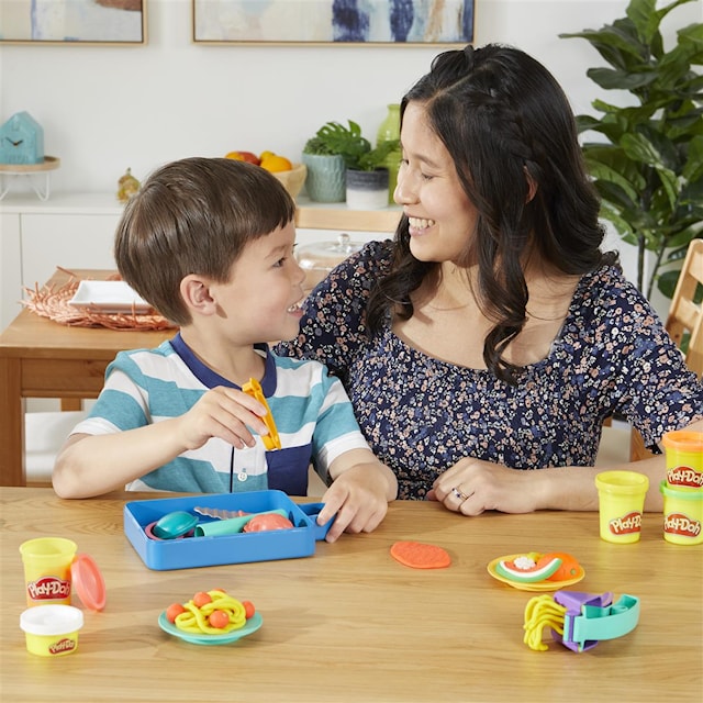Produktbild 6 för Play-Doh Kitchen Creations Playset Little Chef Starter Set