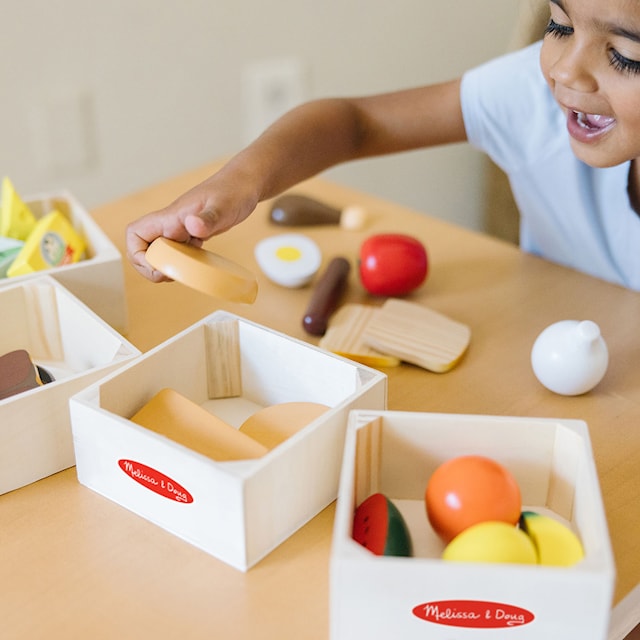 Tuotekuva 5 - Leikkiruoka Puiset ruokakorit Melissa & Doug