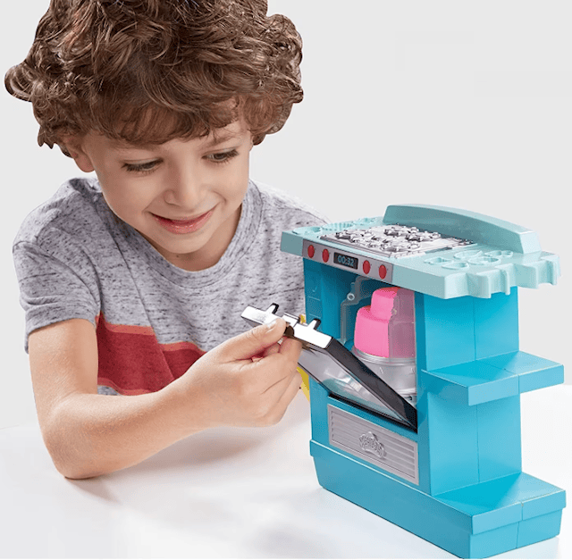 Tuotekuva 5 - Play-Doh Rising Cake Oven -leikkisetti Kakut