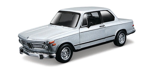 Auto 1:32 Classic Car BMW 2002tii (1972) Bburago
