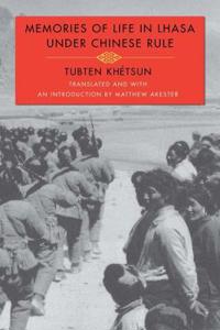 Kirjan kansi "Memories of Life in Lhasa Under Chinese Rule"
