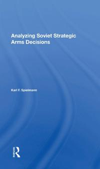 Bokomslag för "Analyzing Soviet Strateg"