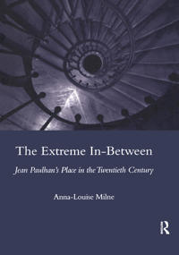 Kirjan kansi "The Extreme In-between (politics and Literature)"
