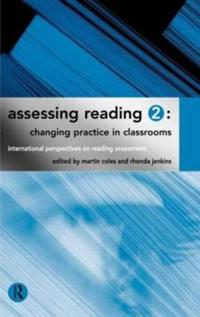 Kirjan kansi "Assessing Reading 2: Changing Practice in Classrooms"