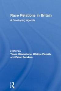 Kirjan kansi "Race Relations in Britain"