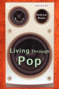 Kirjan kansi "Living Through Pop"