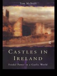 Kirjan kansi "Castles in Ireland"