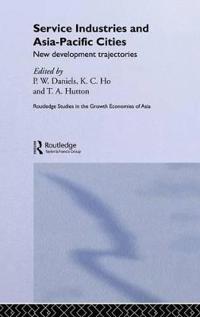 Bokomslag for "Service Industries and Asia Pacific Cities"