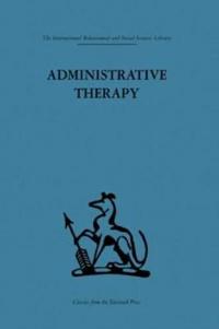 Kirjan kansi "Administrative Therapy"