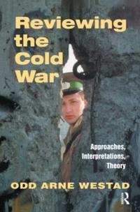 Bokomslag för "Reviewing the Cold War"